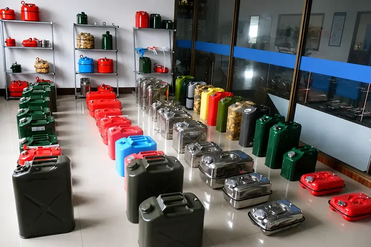The Fortitude21 range: steel, stainless, aluminium and HDPE cans across formats